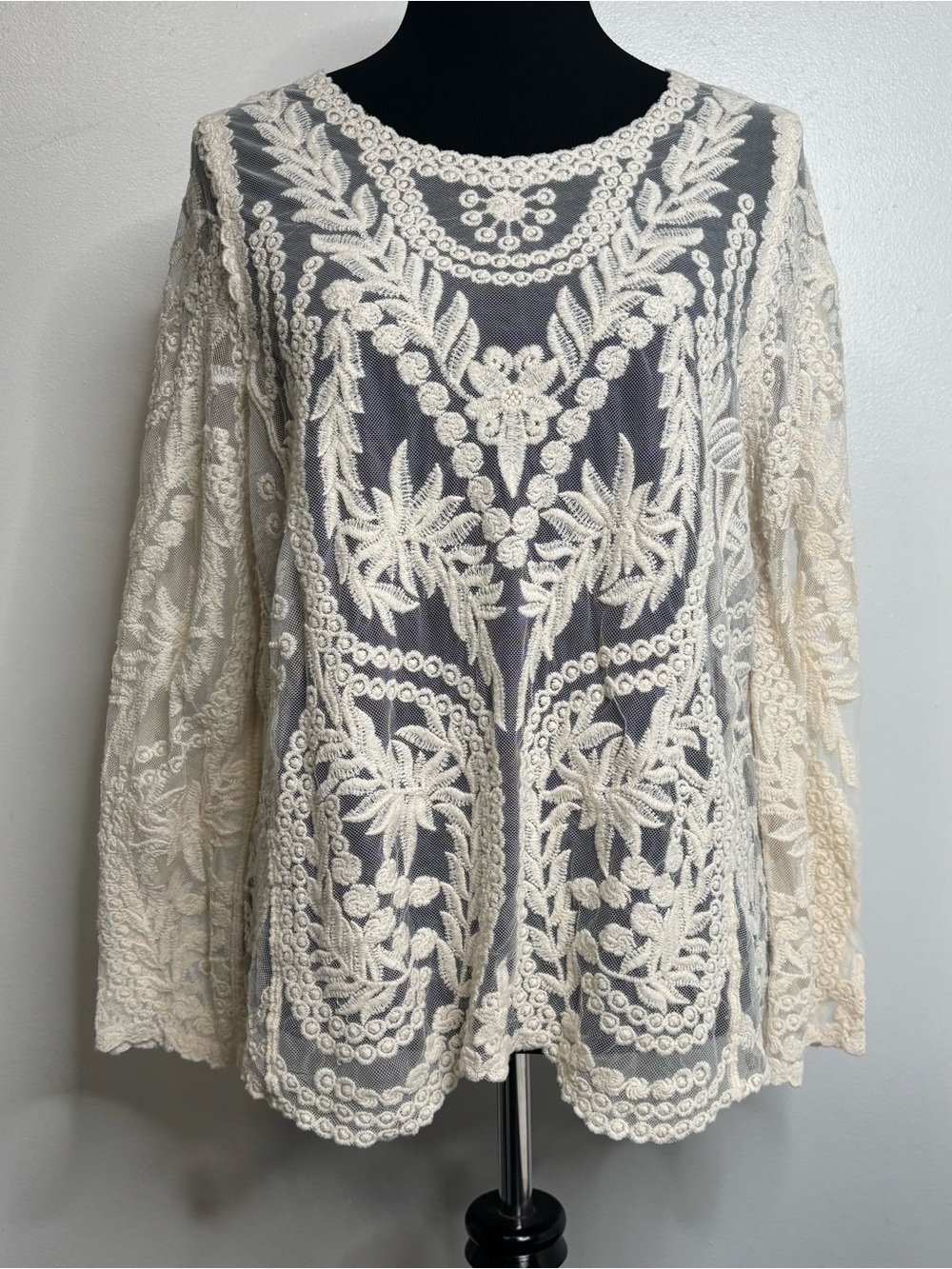 Ultra Pink - Cream Lace Boho Sheer Top Size Large